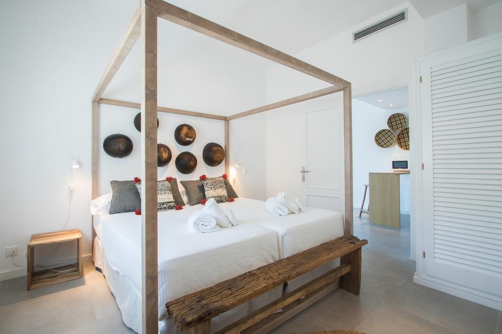 Casa Victoria Suites 산트 호셉 데 사 탈라이아 외부 사진